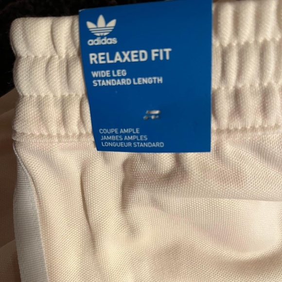 ADICOLOR CLASSICS TRACKSUIT - Picture 9 of 11